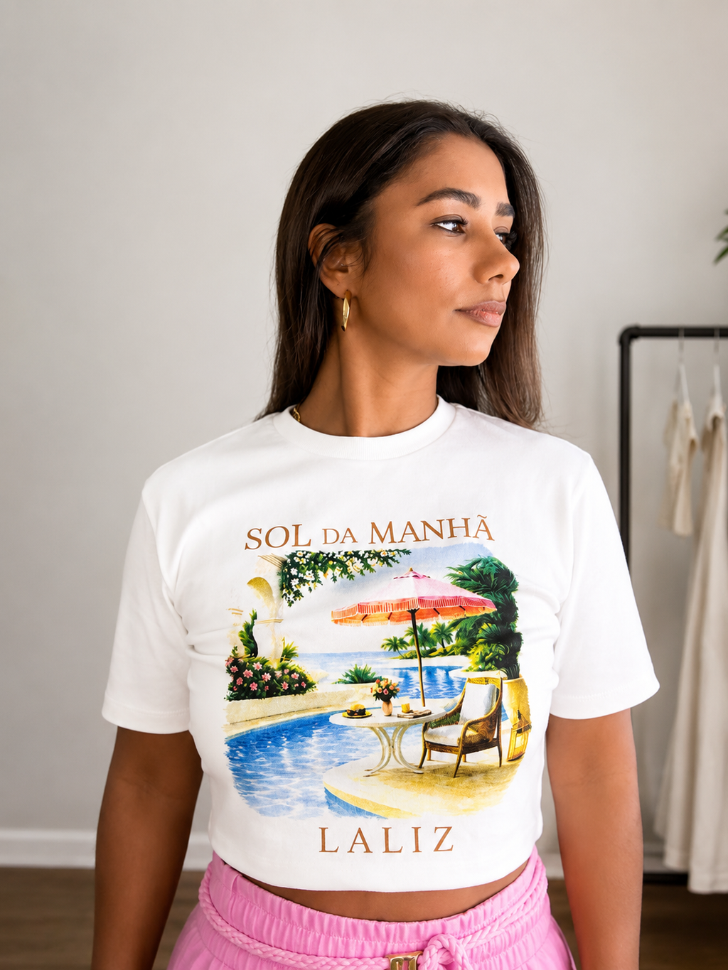 Sol da Manhã Graphic T-Shirt