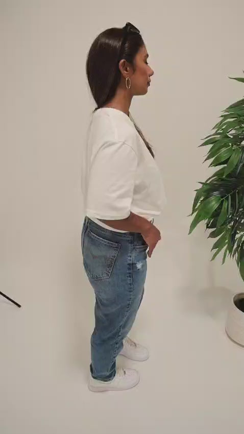 BRAZILIAN GIRLIE OVERSIZED TEE