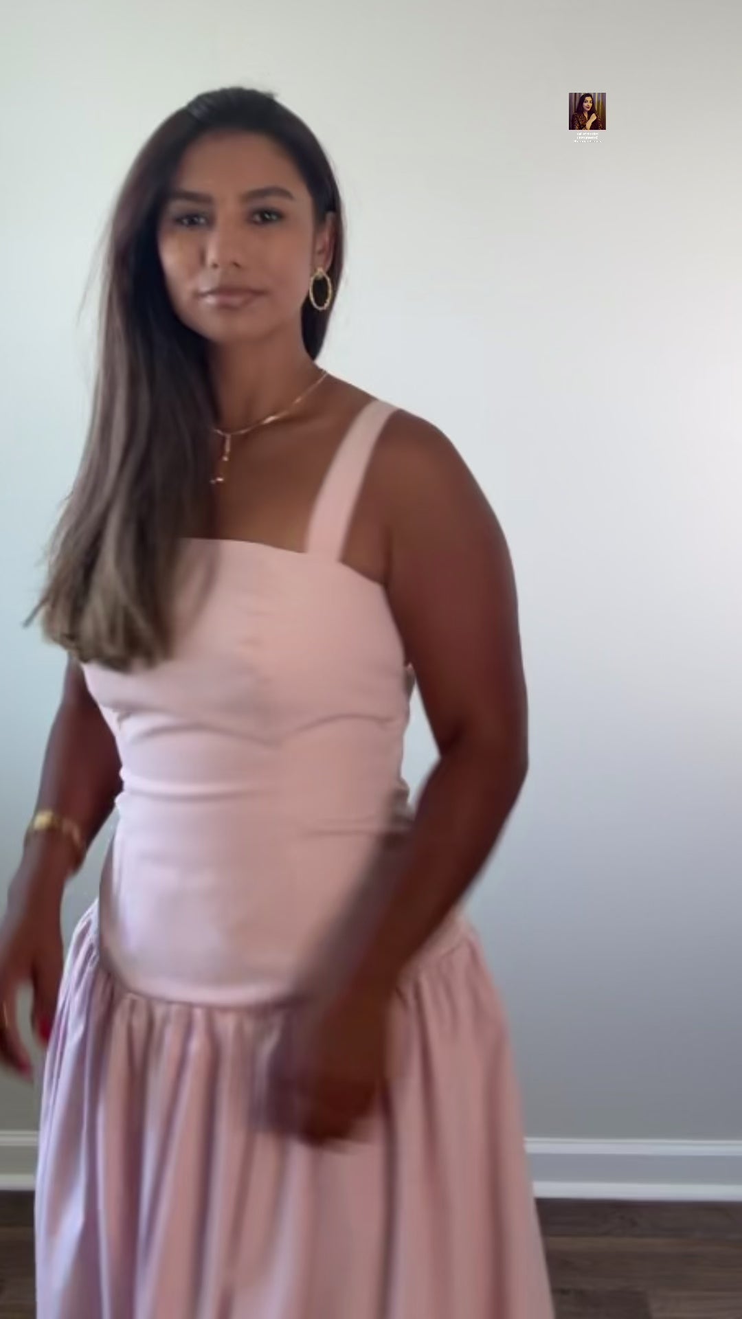 Rosé Elegance Midi Dress